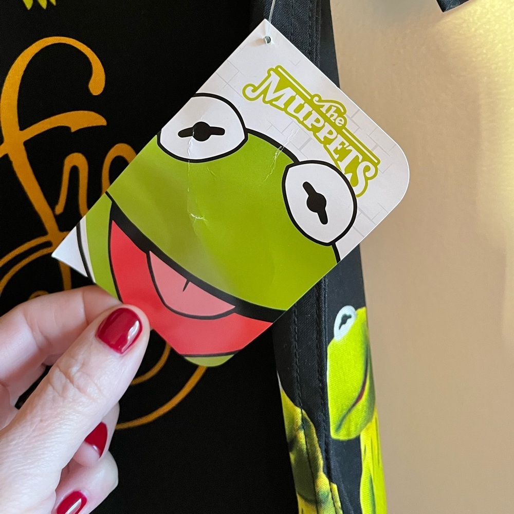 Disney Parks The Muppets Kermit The Frog Camp Shirt L NEW WITH TAGS - Picture 3 of 6